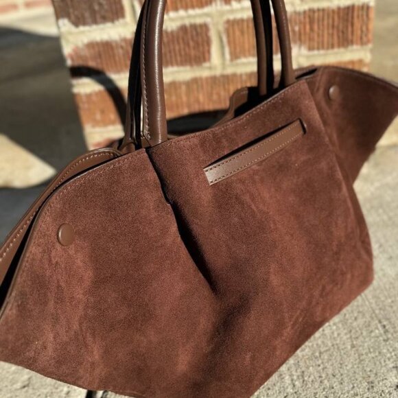 Saya Bag - An Italian bag made of genuine suede - Picture 8 of 14